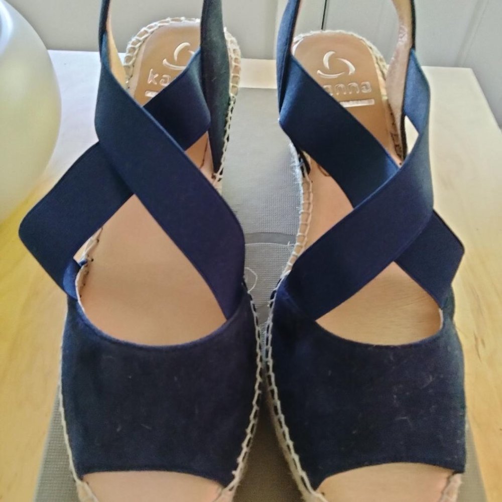 NWT Kanna  Espadrille Wedges Size 11/41